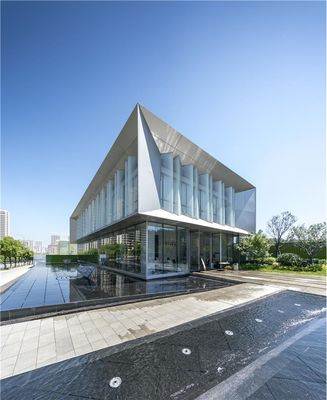 زجاجات الزجاج المزروعة حسب الطلب لتصاميمك الفريدة