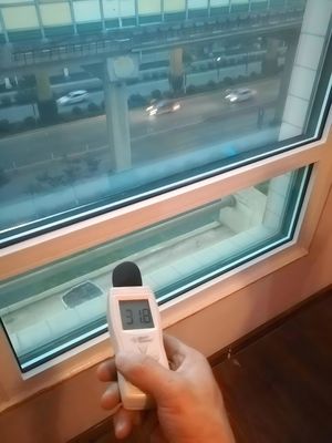 العزل الممتاز الزجاج العازل الصوتي مع مقاومة فائقة للحريق وكفاءة طاقة متفوقة